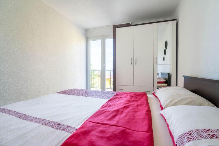 Apartments Nika With Swimming Pool And Beautiful Sea View Dobreć Dış mekan fotoğraf