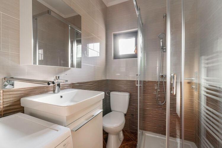 Apartments Nika With Swimming Pool And Beautiful Sea View Dobreć Dış mekan fotoğraf